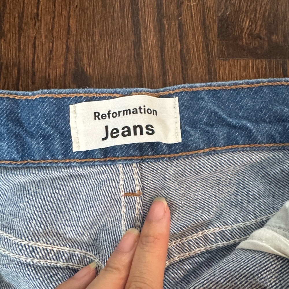 reformation cynthia high rise straight jeans - Picture 2 of 6